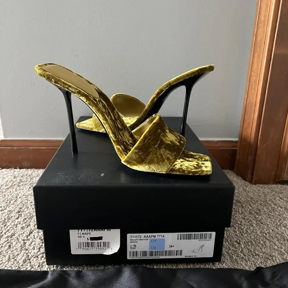 Saint Laurent velvet mules - Picture 2 of 7